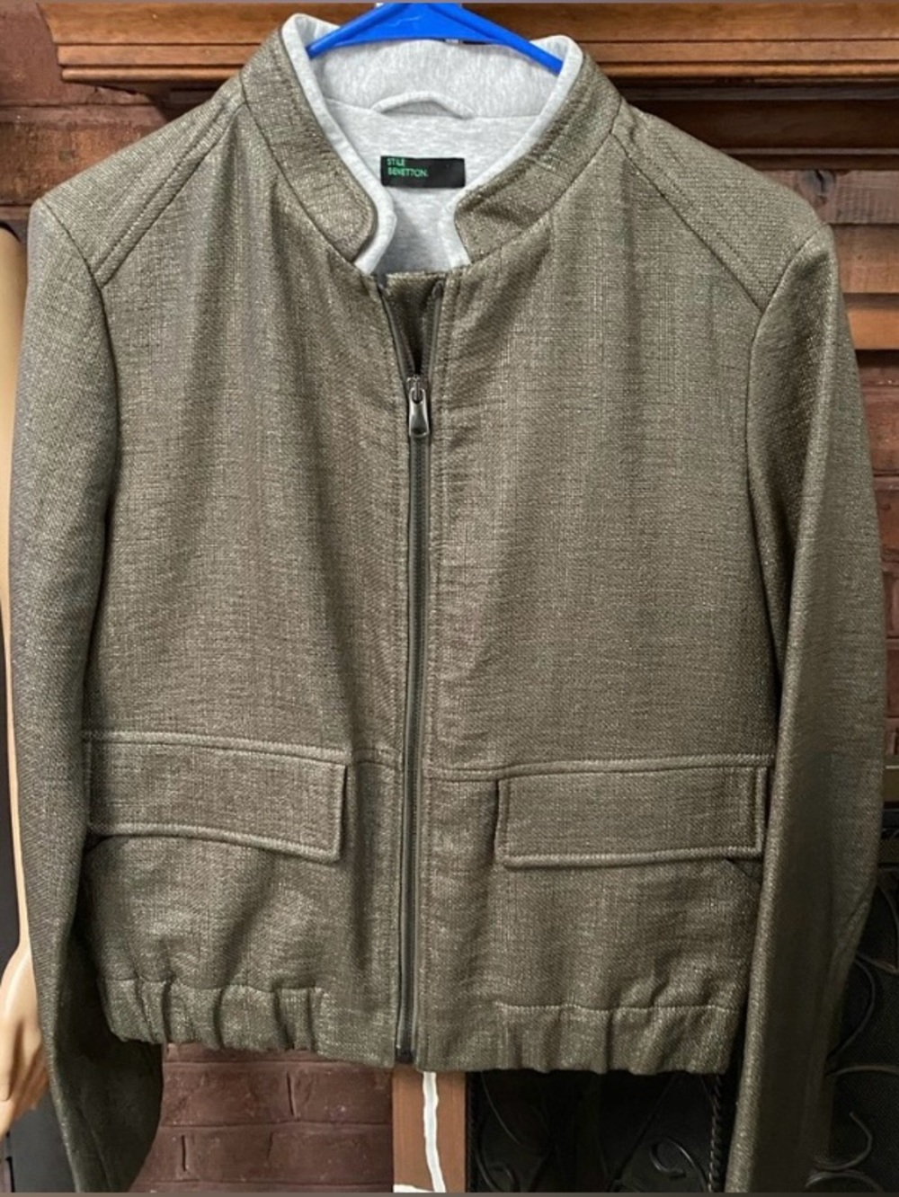 Vintage Italian United Colors of Benetton Unisex Olive Green Zip Jacket /Bomber